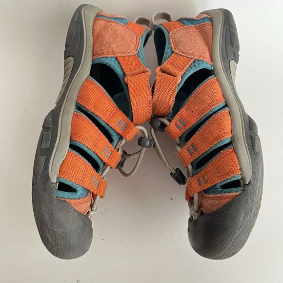 Keen Whisper Sandals Size 2 Orange Toggle Vibram Hiking Camping Outdoors Water - Picture 7 of 11